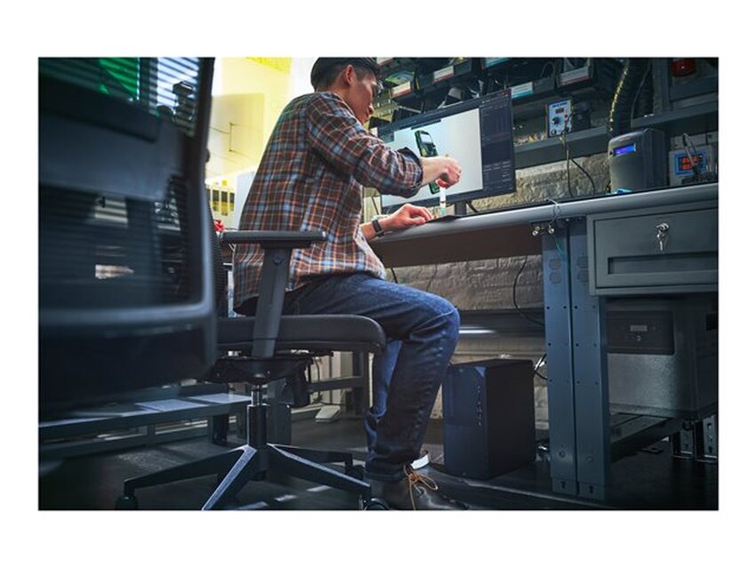 HP Z1 G9 - tower Core i9 i9-14900 2 GHz - vPro